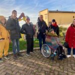 Associazione Genitori Ragazzi Disabili in visita al presepe all’uncinetto